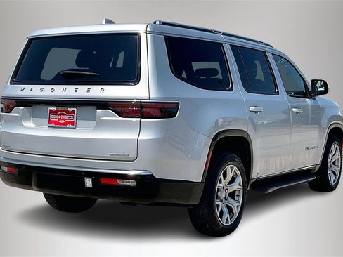 Used 2022 Jeep Wagoneer Series II image 5