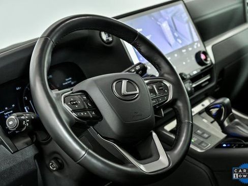 Used 2024 Lexus GX 550 w/ Cold Area Package image 15