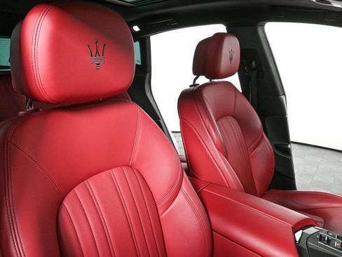 Certified 2022 Maserati Levante GT image 2