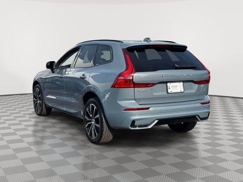 Used 2023 Volvo XC60 B5 Plus w/ Protection Package Premier AWD/4WD image 5