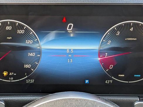 New 2026 Mercedes-Benz GLB 250 4MATIC image 11