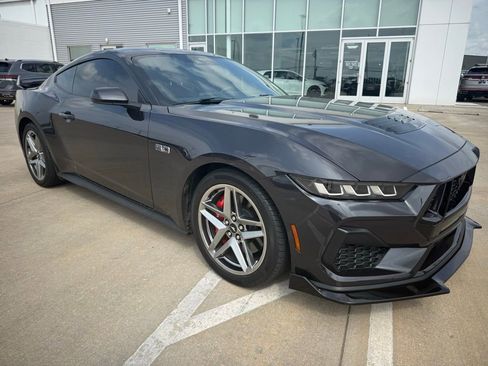 Used 2024 Ford Mustang GT Premium image 1