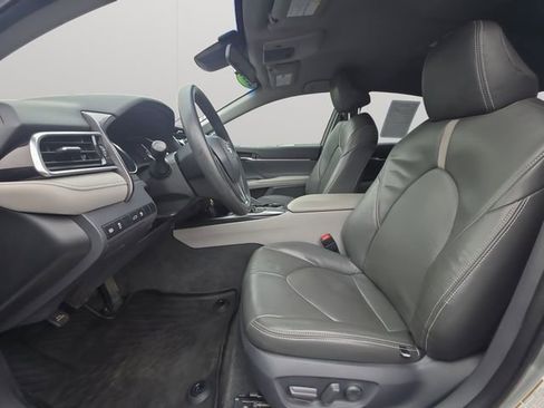 Used 2018 Toyota Camry LE w/ Protection Package (Q2) image 10