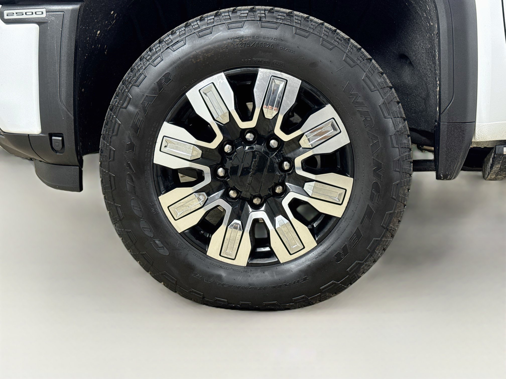 Used 2026 GMC Sierra 2500 Denali w/ Denali Reserve Package AWD/4WD image 27