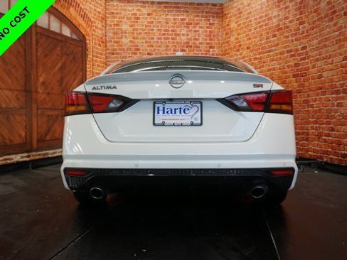 Certified 2024 Nissan Altima 2.5 SR w/ SR Premium Package image 7