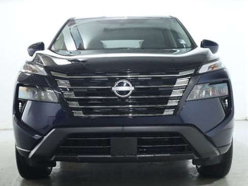 Certified 2026 Nissan Rogue SV image 6