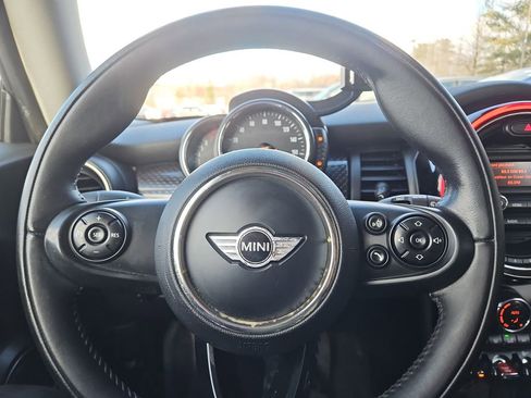 Used 2015 MINI Cooper S image 20