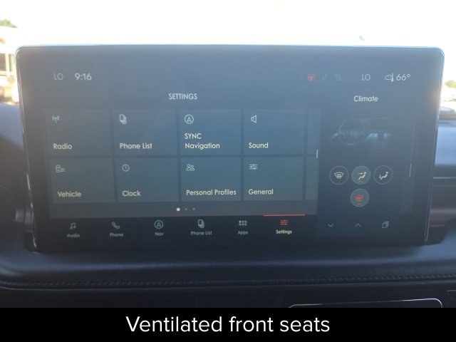 Certified 2022 Lincoln Nautilus Reserve AWD/4WD image 30