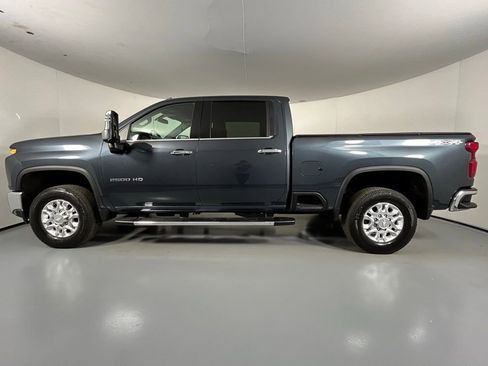 Used 2020 Chevrolet Silverado 2500 LTZ w/ LTZ Plus Package AWD/4WD image 4