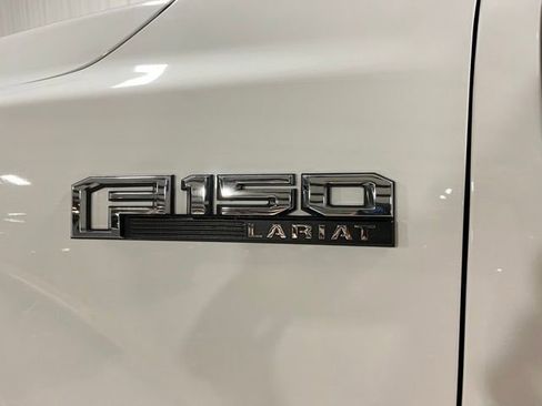 Used 2020 Ford F150 Lariat image 27