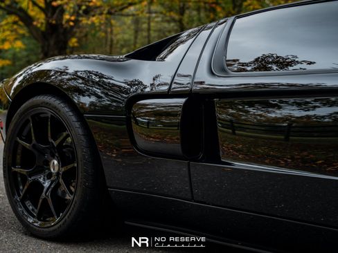 Used 2005 Ford GT image 29