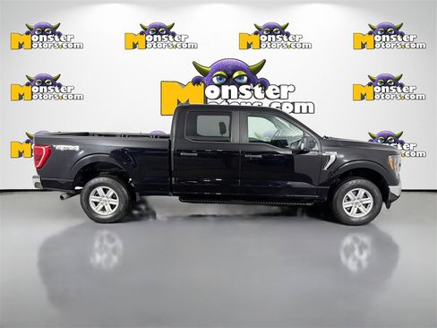 Used 2023 Ford F150 XLT w/ Trailer Tow Package image 4