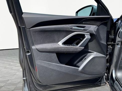 New 2026 Audi SQ5 Premium Plus image 18