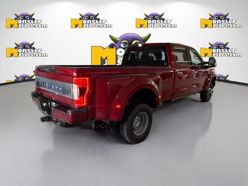 Used 2019 Ford F350 Platinum w/ Platinum Ultimate Package image 4