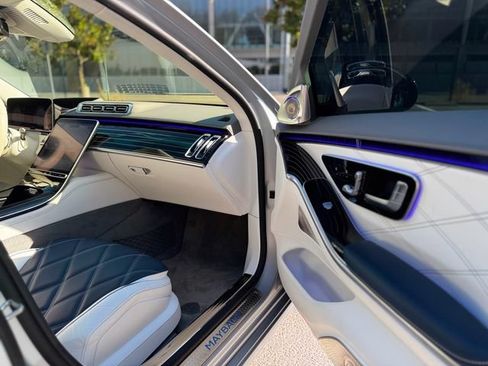 Used 2024 Mercedes-Benz Maybach S 680 4MATIC image 39