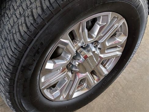 Used 2022 GMC Sierra 2500 Denali w/ Denali Ultimate Package image 7