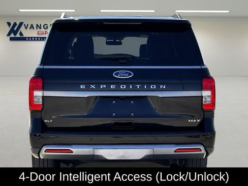 Used 2024 Ford Expedition Max XLT image 7