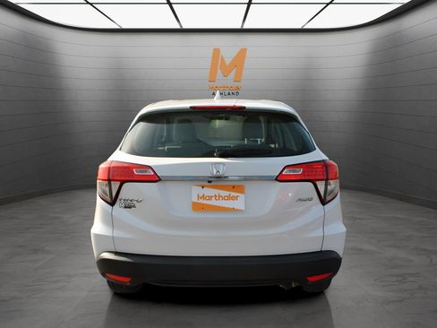 Used 2020 Honda HR-V LX image 3