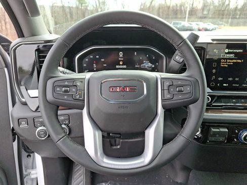 New 2026 GMC Sierra 1500 Elevation image 16