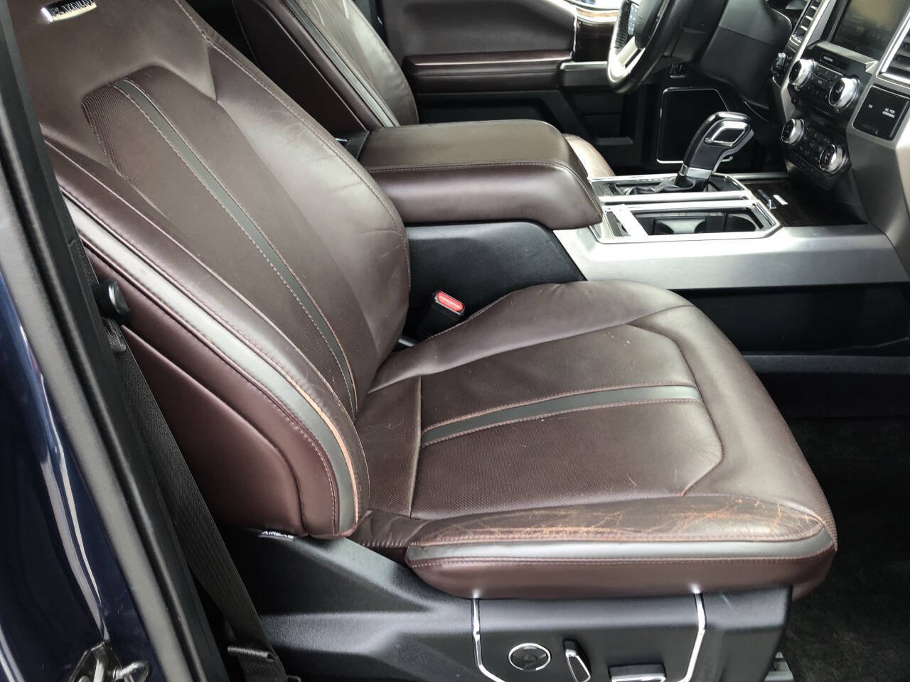 Used 2015 Ford F150 Platinum w/ Technology Package AWD/4WD image 8