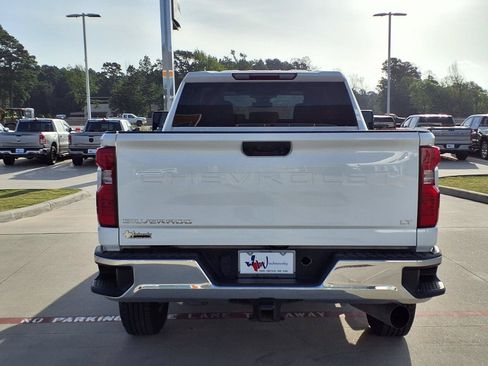 Used 2025 Chevrolet Silverado 2500 LT w/ Convenience Package AWD/4WD image 7