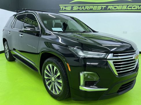 Used 2023 Chevrolet Traverse Premier w/ LPO, 'HIT The Road' Package FWD image 2