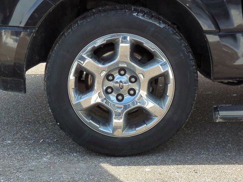 Used 2014 Ford Expedition Limited w/ Equipment Group 301A image 25