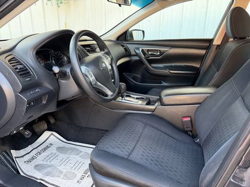 Used 2018 Nissan Altima 2.5 S w/ S Convenience Package FWD image 11