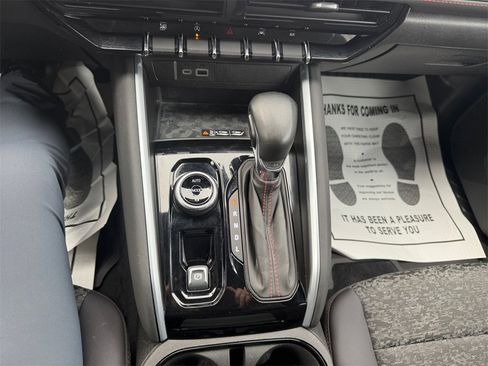 Certified 2024 Chevrolet Colorado Z71 w/ Z71 Convenience Package 2 image 21