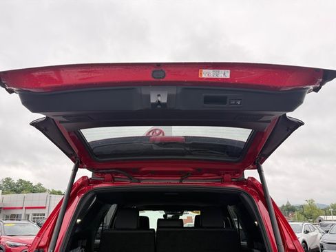 Certified 2026 Toyota 4Runner TRD Off-Road Premium AWD/4WD image 27