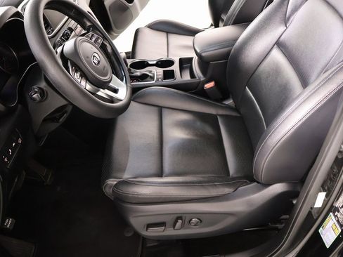 Used 2022 Kia Sportage EX image 10