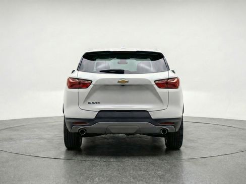 Used 2025 Chevrolet Blazer LT image 7