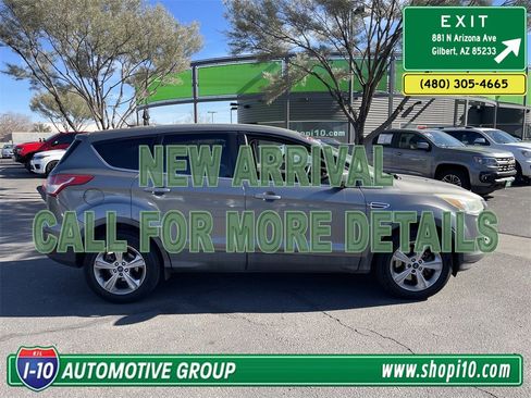 Used 2014 Ford Escape SE image 2