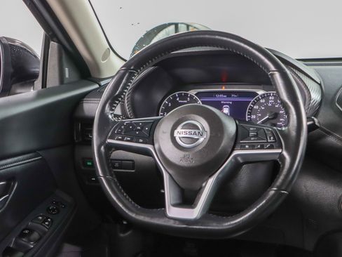 Used 2022 Nissan Sentra SV w/ All-Weather Package FWD image 12