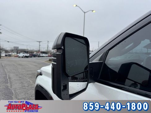 Used 2022 Toyota Tundra Platinum image 16