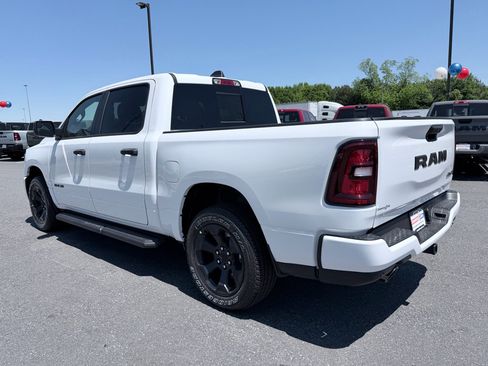 New 2026 RAM 1500 Express AWD/4WD image 7