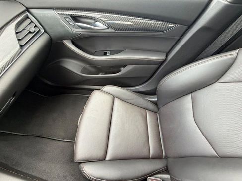 Used 2025 Cadillac CT5 V RWD image 21