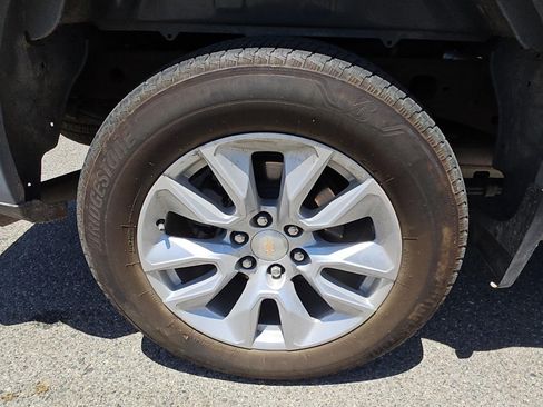 Used 2024 Chevrolet Silverado 1500 Custom RWD image 23