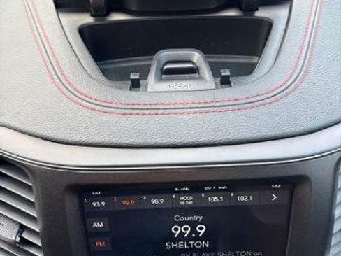 Used 2020 Jeep Cherokee Trailhawk w/ Cold Weather Group AWD/4WD image 22