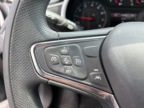 Used 2023 Chevrolet Malibu LS FWD image 18