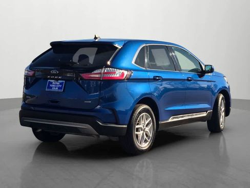 Used 2024 Ford Edge SEL image 6