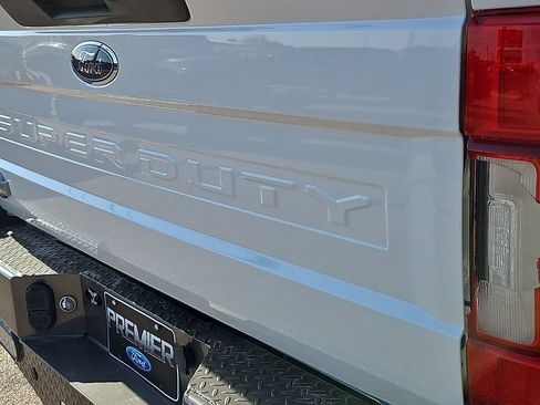 Used 2022 Ford F350 King Ranch w/ King Ranch Ultimate Package AWD/4WD image 15
