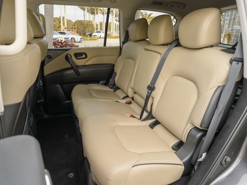 Certified 2024 INFINITI QX80 Premium Select w/ Cargo Package AWD/4WD image 35