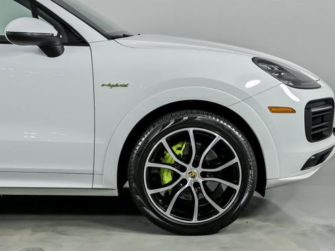 Used 2019 Porsche Cayenne E-Hybrid image 15