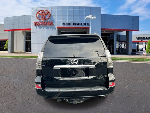 Used 2018 Lexus GX 460 Premium w/ Premium Package AWD/4WD image 5