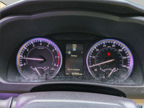 Used 2016 Toyota Highlander XLE AWD/4WD image 33