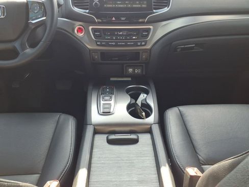 Certified 2022 Honda Pilot Special Edition image 19
