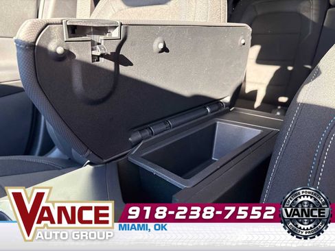 New 2026 Chevrolet Equinox EV LT image 32