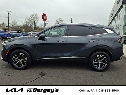 Certified 2023 Kia Sportage EX AWD/4WD image 8