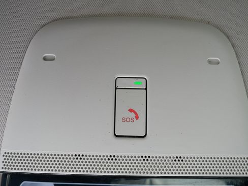 Certified 2024 Nissan Ariya AWD image 31